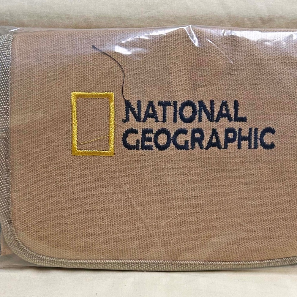 SHOULDER BAG, CANVAS, NATIONAL GEOGRAPHIC, TAN AND BLACK, ZIPPERED POCKETS, LONG